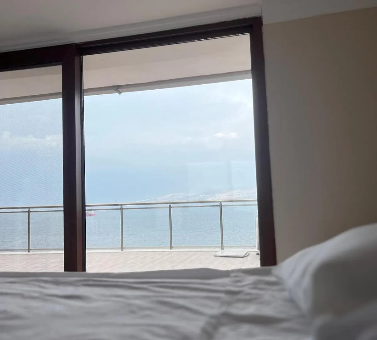 Apartment Stay In A House With Sea View In Historical Elevator Mansion Izmir Turkey