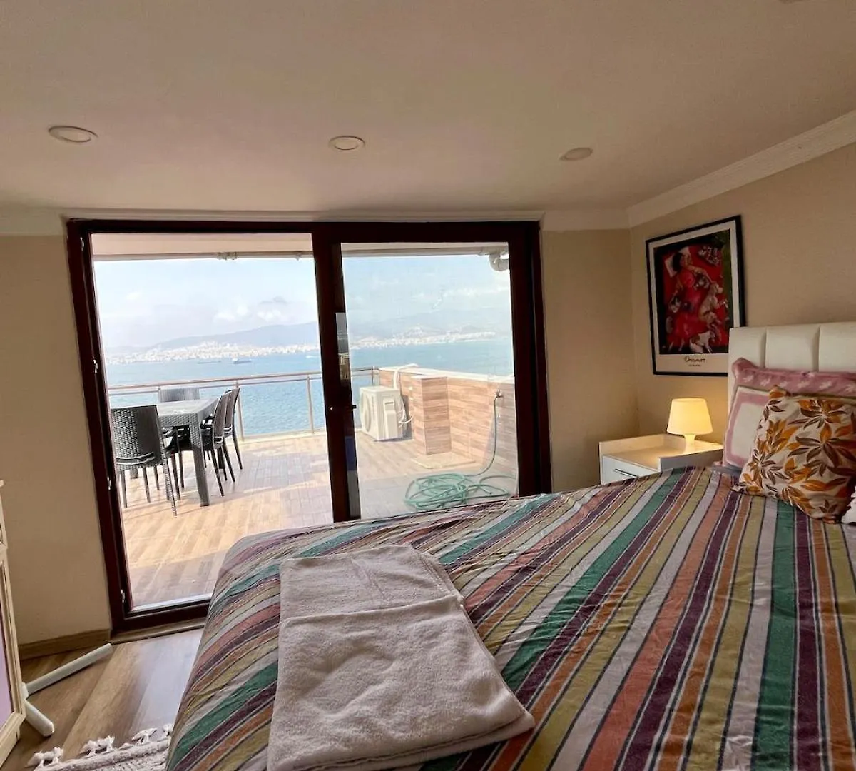 Apartment Stay In A House With Sea View In Historical Elevator Mansion Izmir Turkey
